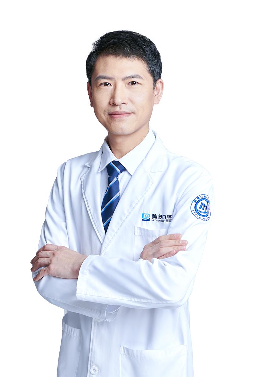 王強(qiáng)