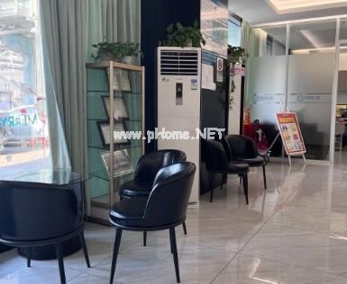 南寧牙百年口腔門診部休息區(qū)